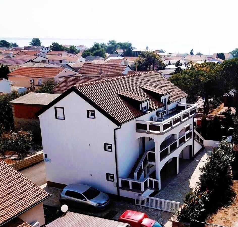 Apartments Ivan Вир Екстер'єр фото